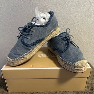 Michael Kors Tibby lace up denim shoes 7.5M